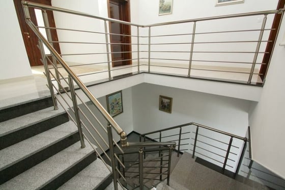 Beautiful newly built waterfront villa with swimming pool an, picture 14
