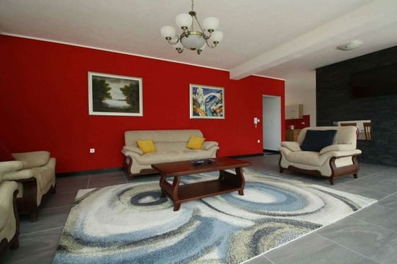 Beautiful newly built waterfront villa with swimming pool an, picture 7