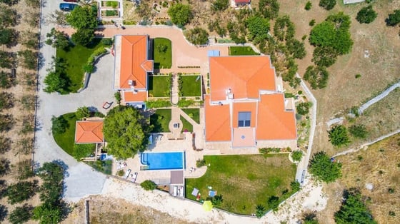 Unique Mediterranean-style hacienda with panoramic views in, picture 2