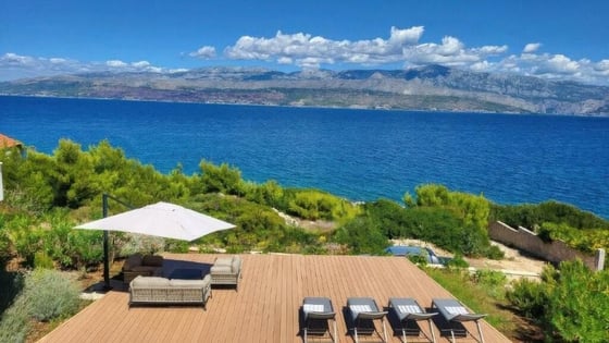 Luxurious first line villa for sale on Brac island in Splits, picture 16