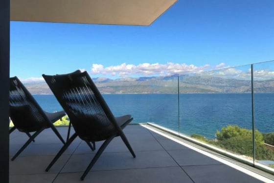 Luxurious first line villa for sale on Brac island in Splits, picture 3
