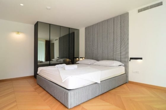 Luxurious first line villa for sale on Brac island in Splits, picture 18