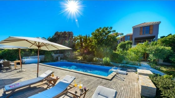 Beautifully isolated 1st line villa on a romantic island clo, picture 5