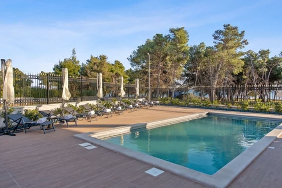 Astonishing new villa in Vodice on the 1st line to the sea, picture 1