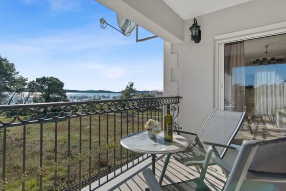 Astonishing new villa in Vodice on the 1st line to the sea, picture 5