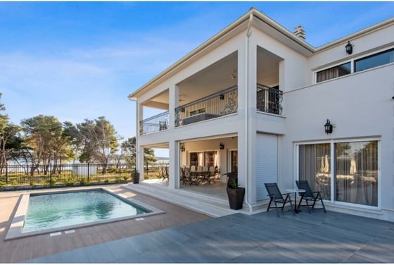 Astonishing new villa in Vodice on the 1st line to the sea, picture 3