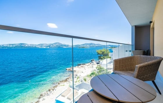 Absolutely stunning villa next to the beachline, swimming po, picture 20