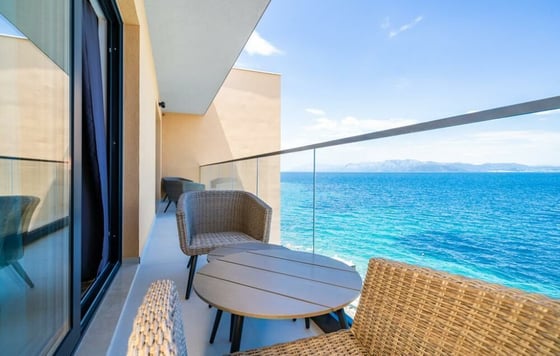Absolutely stunning villa next to the beachline, swimming po, picture 21