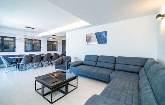Absolutely stunning villa next to the beachline, swimming po, picture 8