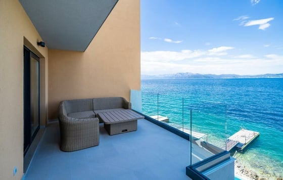 Absolutely stunning villa next to the beachline, swimming po, picture 14