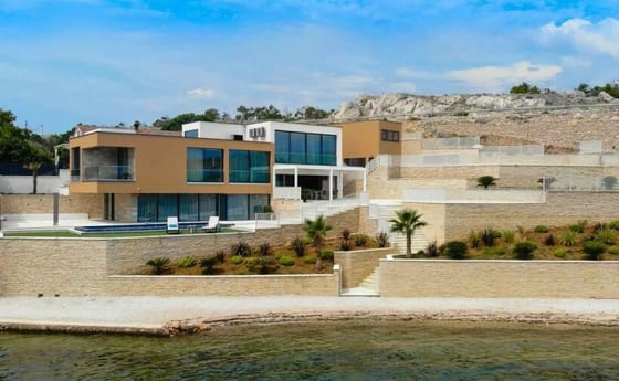 Stunning 1st line designer villa near Zadar!, picture 1