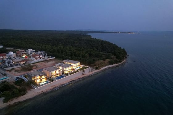 Extraordinary offer of the 1st line modern villa in Zadar ar, picture 10