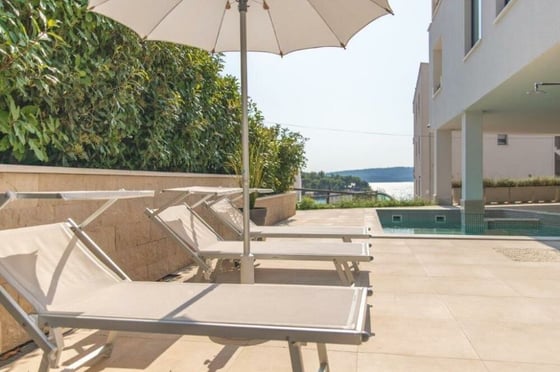 Phenomenal new villa on Ciovo, 50 meters from the beach only, picture 5
