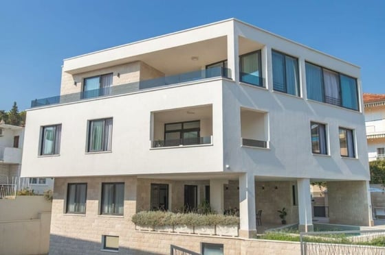 Phenomenal new villa on Ciovo, 50 meters from the beach only, picture 8