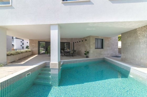 Phenomenal new villa on Ciovo, 50 meters from the beach only, picture 2