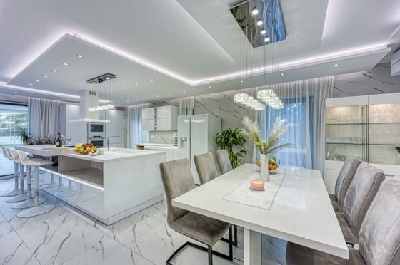 Impressive light and bright villa in popular Rovinj, for sal, picture 15