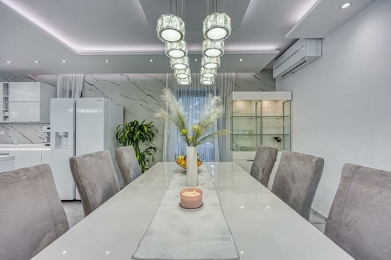 Impressive light and bright villa in popular Rovinj, for sal, picture 16
