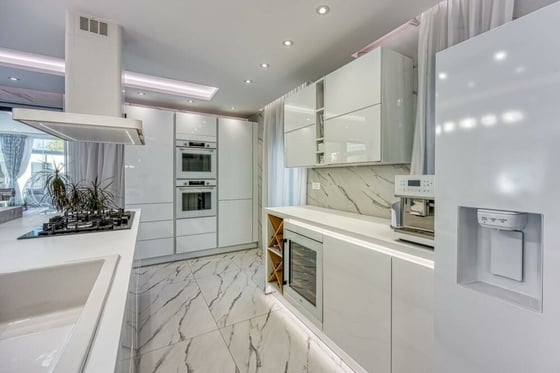 Impressive light and bright villa in popular Rovinj, for sal, picture 20