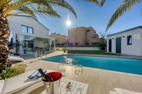 Impressive light and bright villa in popular Rovinj, for sal, picture 5