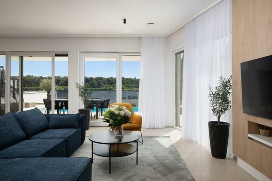 Ultramodern villa in Medulin on the 1st line to the sea, for, picture 16