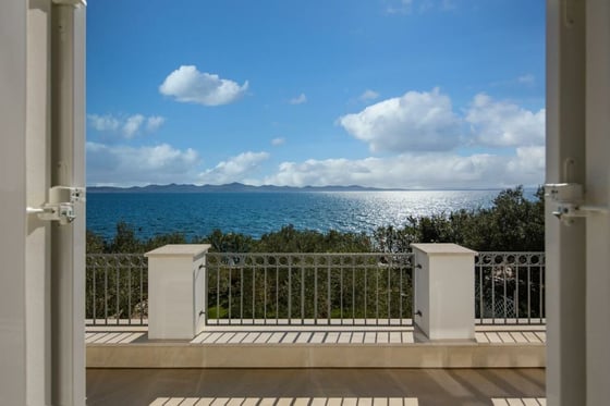 Wonderful 1st line villa in Zadar area, for sale, picture 3
