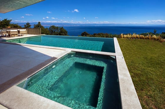 Magnificent newly built villa, an architectural masterpiece, picture 2