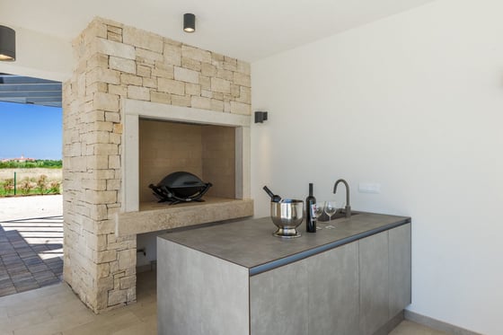 Two luxury villas with swimming pools in a peaceful setting, picture 21