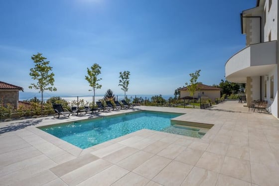 Expansive villa with magnificent sea views over Opatija, for, picture 15