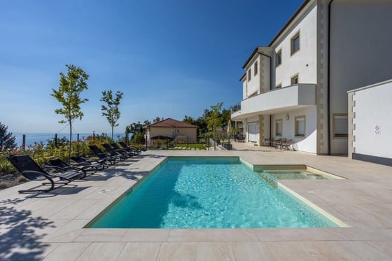 Expansive villa with magnificent sea views over Opatija, for, picture 7