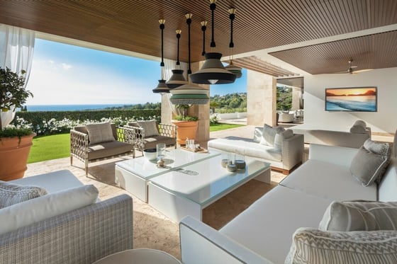 This luxurious resort/style villa is nestled with 24security, picture 2