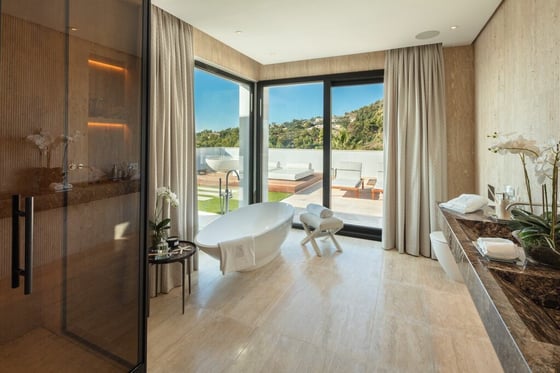 This luxurious resort/style villa is nestled with 24security, picture 11