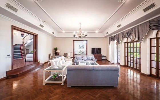 An exceptional opportunity to own a distinguished mansion, picture 10