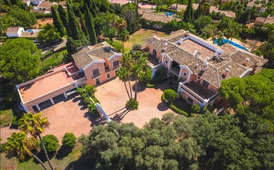 An exceptional opportunity to own a distinguished mansion, picture 16