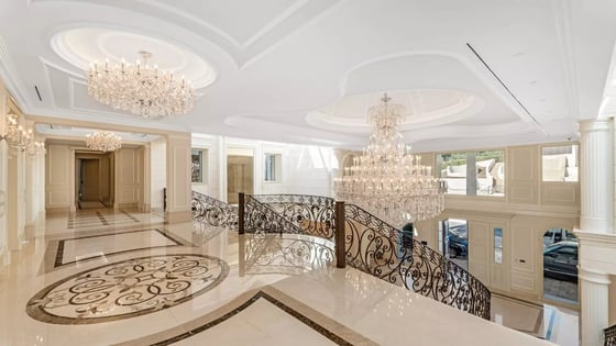 An Architectural Masterpiece in Marbella with 24h security, picture 13