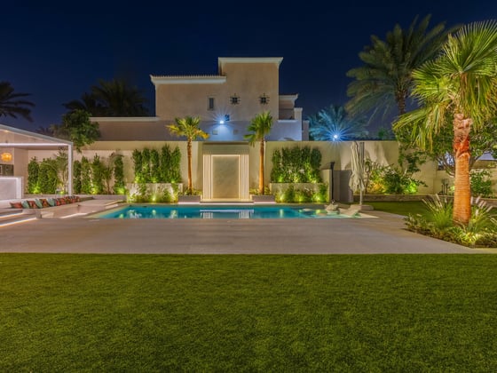 Fully Renovated | Corner Plot | Luxury Living, picture 1