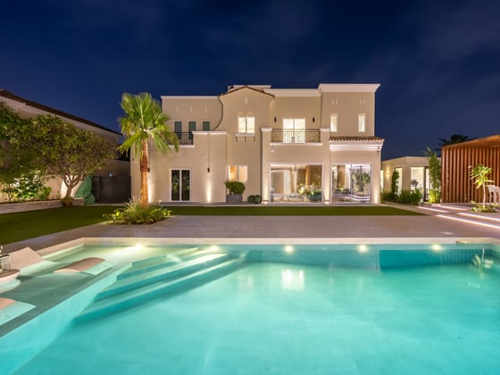 Fully Renovated | Corner Plot | Luxury Living, picture 2