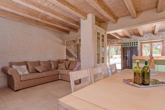 Authentic Dalmatian hacienda on the island of Hvar just 800, picture 11