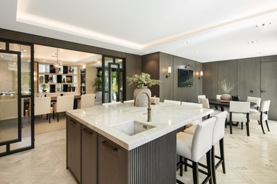 An awe-inspiring frontline golf villa brand new in Marbella, picture 6