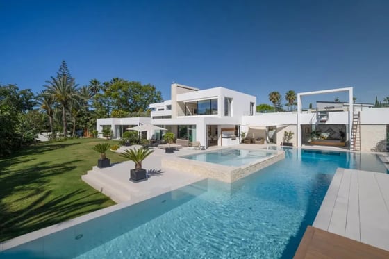 Modern Mansion And Guest House In The New Golden Mile., picture 1