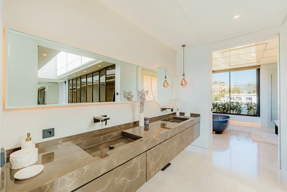 Experience the epitome of elegance and exclusivity Mansion, picture 10