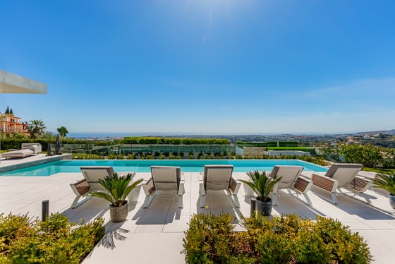 Experience the epitome of elegance and exclusivity Mansion, picture 3