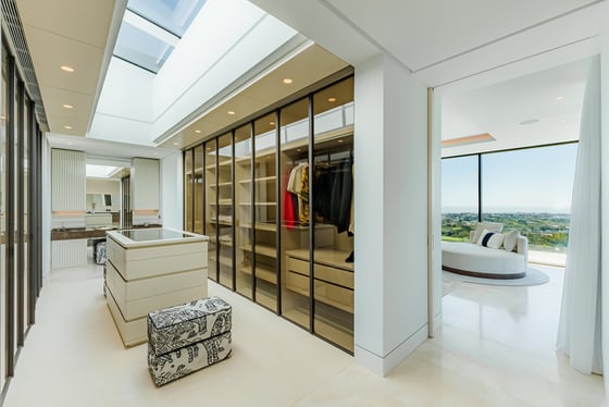Experience the epitome of elegance and exclusivity Mansion, picture 9
