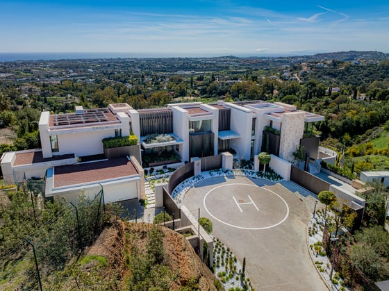 Experience the epitome of elegance and exclusivity Mansion, picture 1