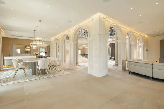 An architecturally unique, south-facing property in Marbella, picture 5