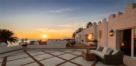 Iconic Frontline Beach Estate with Private Beach Access, picture 16