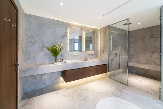 Stunning Brand New | With Pool | Vacant and Ready, picture 12