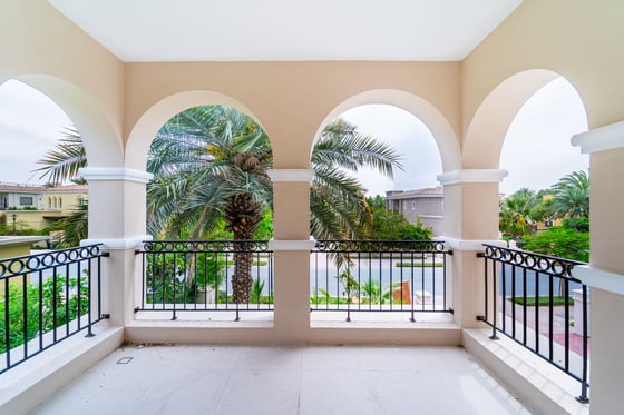 Stunning Brand New | With Pool | Vacant and Ready, picture 13