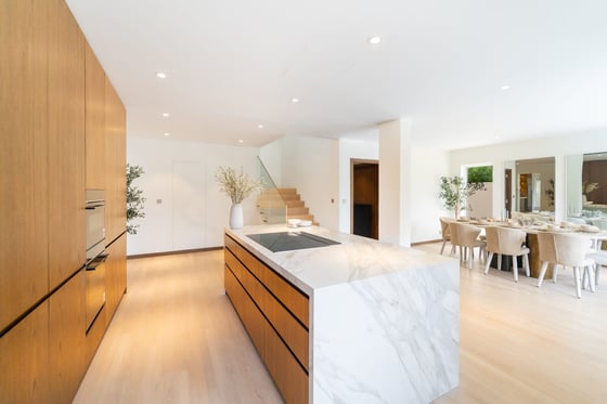 Stunning Brand New | With Pool | Vacant and Ready, picture 7