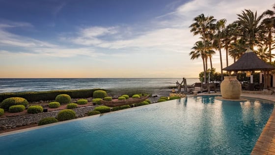 Unique Frontline Beach Mansion Residence in Marbella East., picture 18