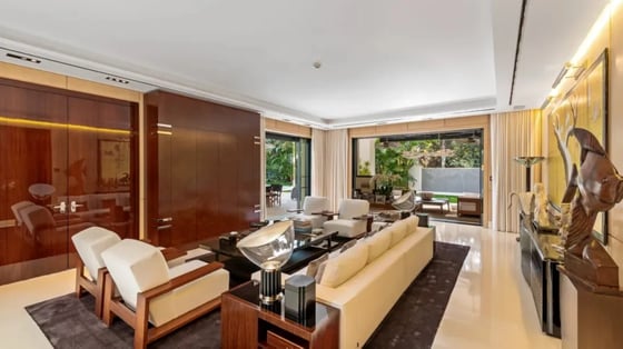 Exceptional Beachside Villa beachside in Marbella Club, picture 6